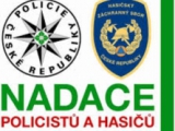 Hasiči a dárcovská centra Chodov a Černý Most pro Nadaci policistů a hasičů