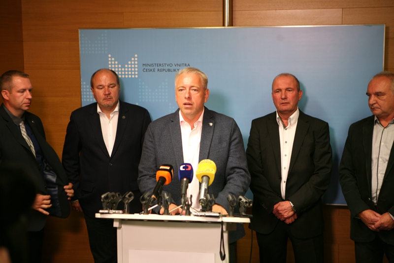 Ministr vnitra ocenil konstruktivní spolupráci resortních odborů při rozvoji bezpečnostních sborů